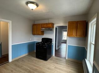 908 Branch Ave FLOOR 3, Providence, RI 02904