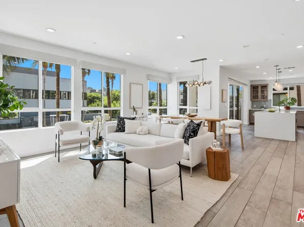 12550 W Fielding Cir APT 2, Los Angeles, CA 90094