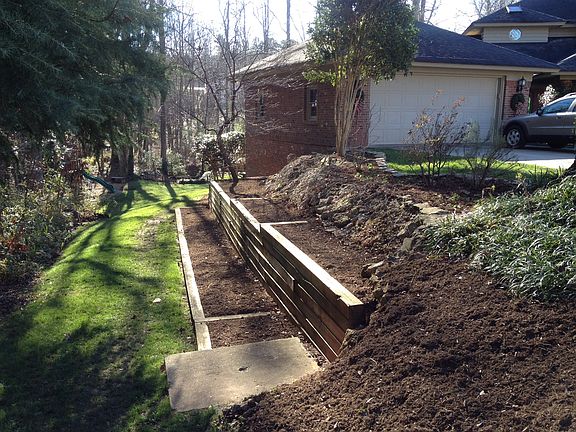 Side terrace gardens.