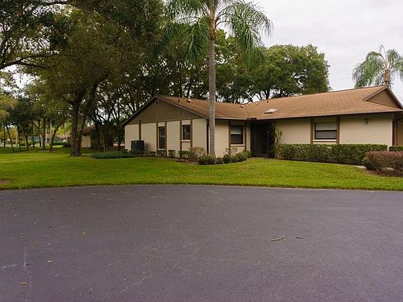 3rd image of 4798 Oak Hill Dr #22