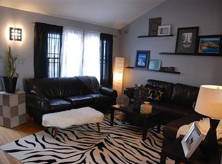 9425 Panama Rd, Hickman, NE 68372