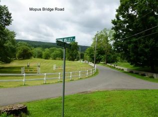 Mopus Bridge Rd, Ridgefield, CT 06877