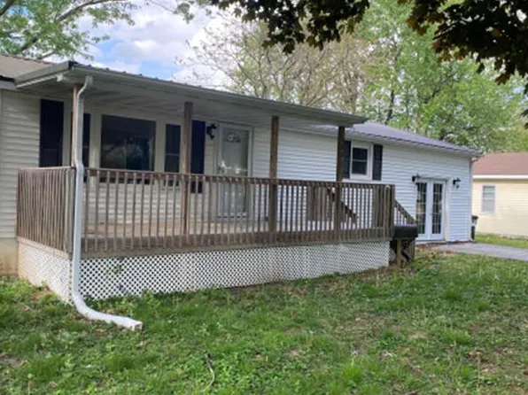 507 E Sanders St, La Plata, MO 63549