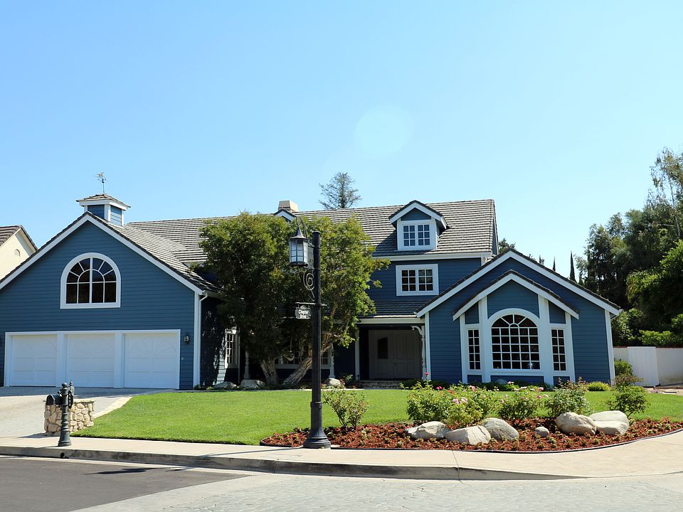  Cape Cod Estate