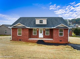 419 Sulphur Ct, Kodak, TN 37764