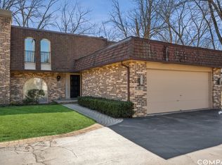 1119 Deerfield Rd, Deerfield, IL 60015