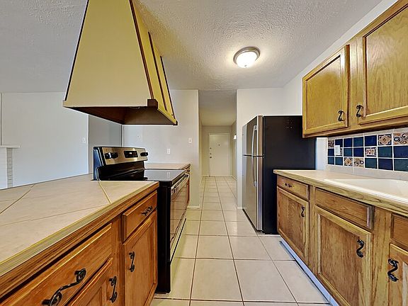 4th image of 5409 Strickland Cir