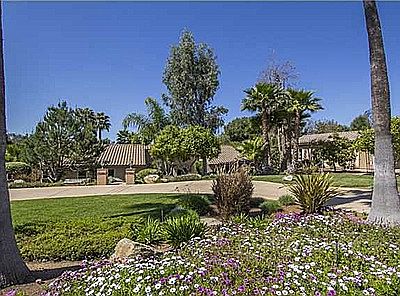 2nd image of 17424 Rancho Del Rio Rd