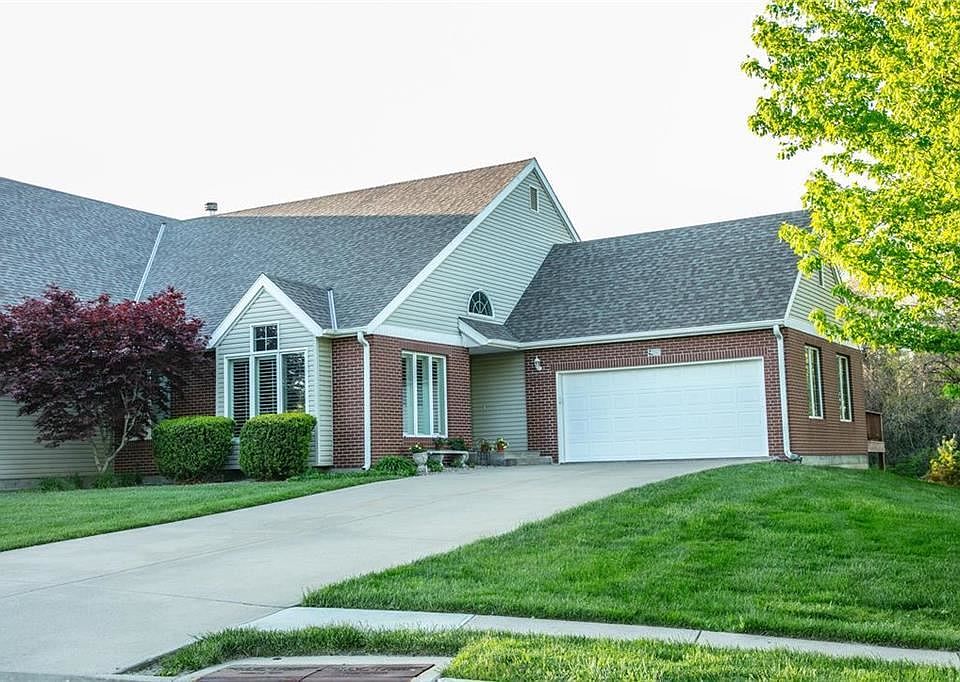 1st image of 4323 Hidden Valley Dr