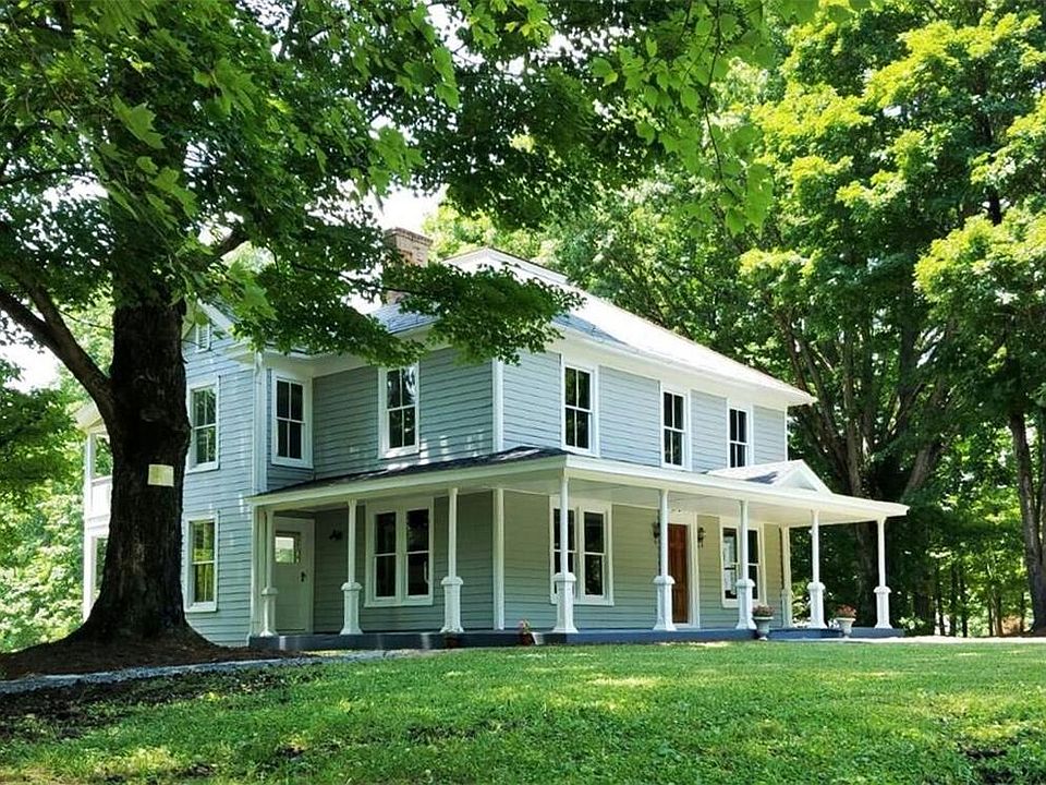 1st image of 141 Bersch Ln