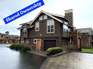 132 E Surfcrest Ave #B2, Cannon Beach, OR 97110