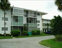 2nd image of 16701 NE 13th Ave APT 103