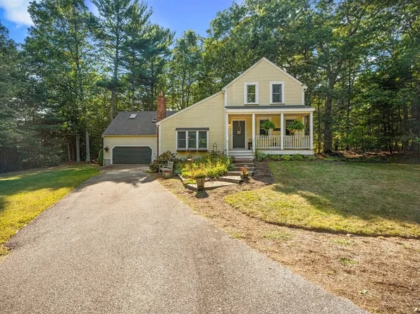 80 Pine St, Duxbury, MA 02332