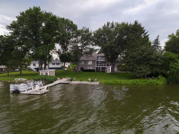 N8298 Stoney Point Rd, Beaver Dam, WI 53916