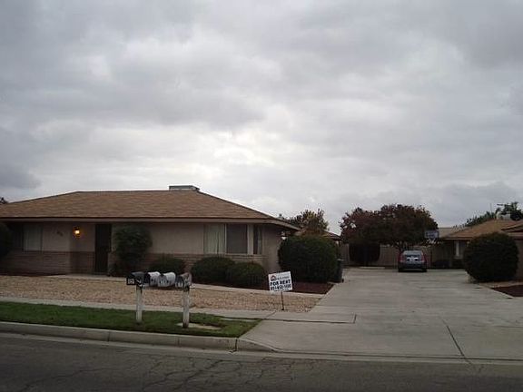 Community of 4 Duplex