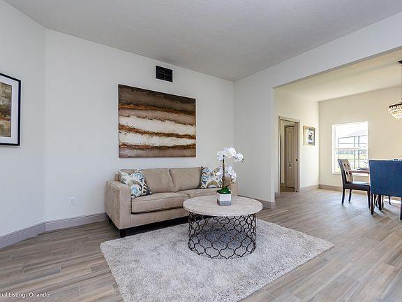 5th image of 1327 Selbydon Way