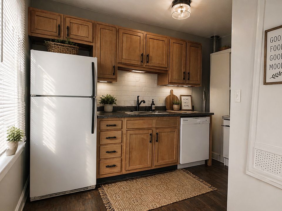 1st image of 109 S McKinley Ave