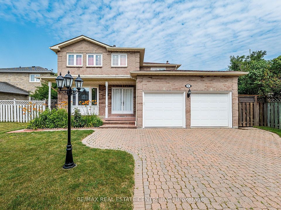 1st image of 42 Lafleur Ct