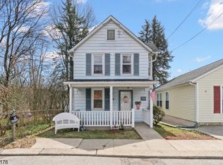 7 Plane St, Butler, NJ 07405