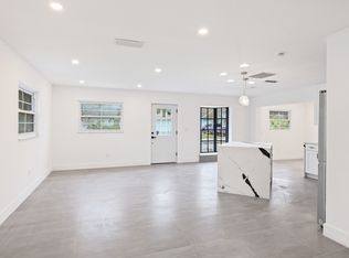 2539 Huntington Ave, Sarasota, FL 34232