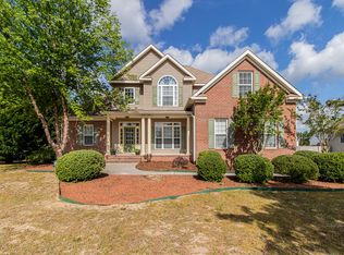 115 Walkabout Dr, Aberdeen, NC 28315