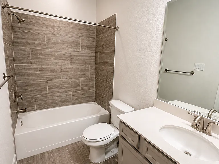7849 Sunset Blvd — Photo 13