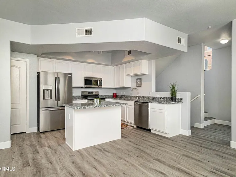 2402 E 5th St #1519 — Photo 3
