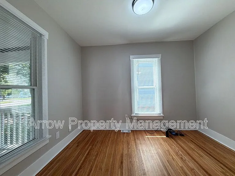 2510 P St — Photo 7
