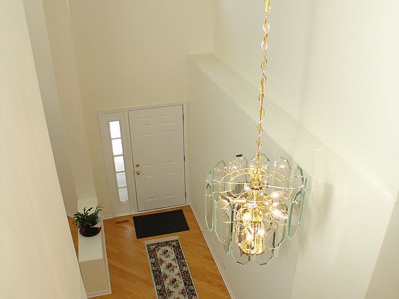 2nd image of 1076 Cheswick Dr