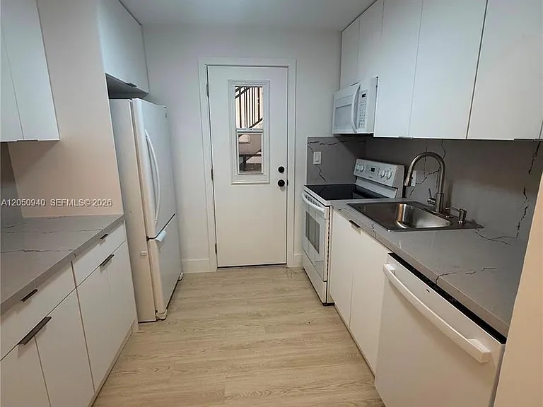2924 Day Ave #N110 — Photo 28