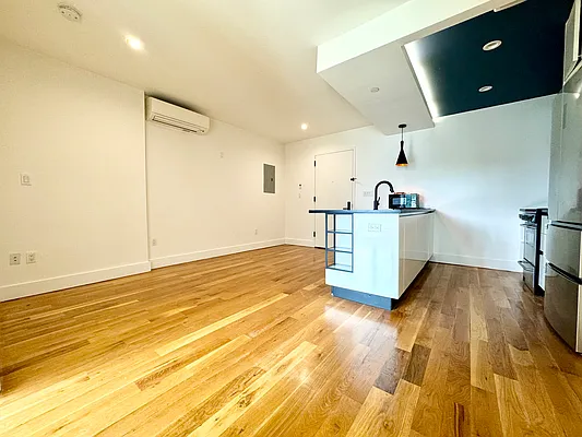 Rented by Dalan Rentals | media 3