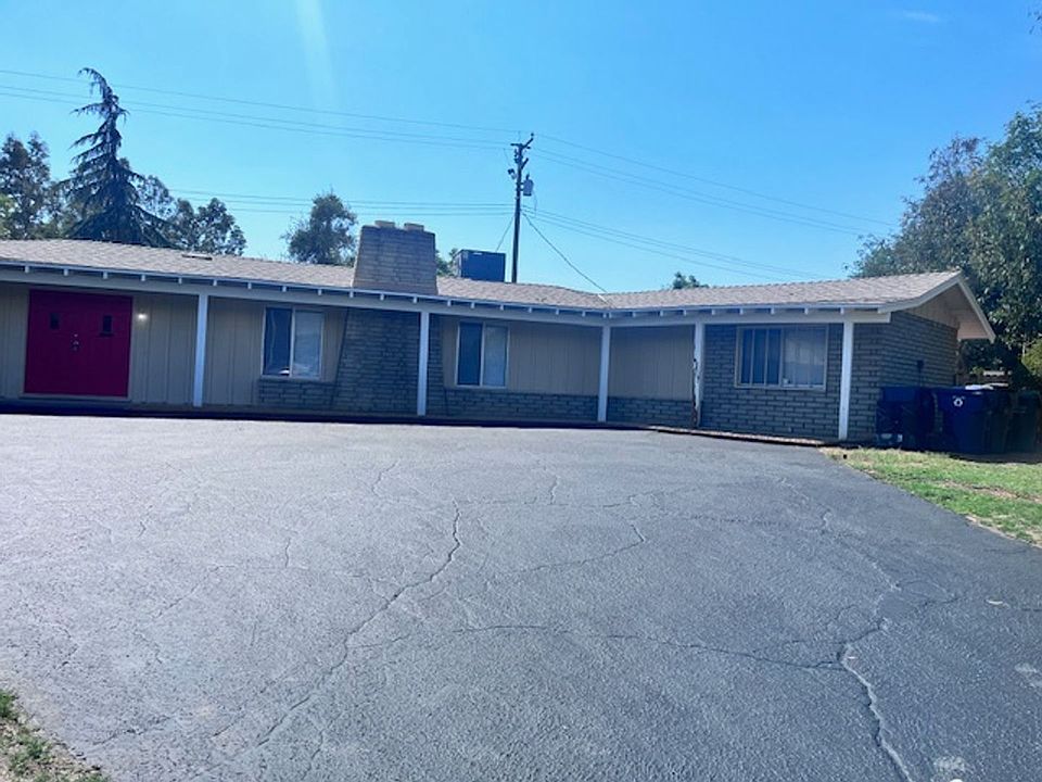 1st image of 102 Hillside Way