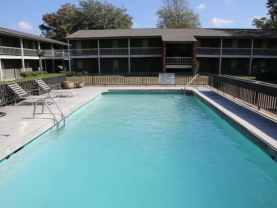 501 Cypress Ln