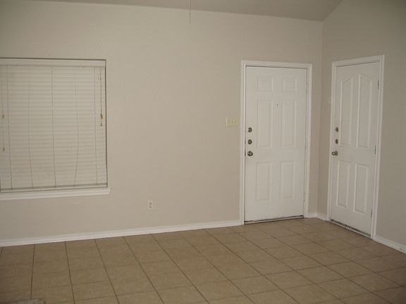 3rd image of 854 Mirabell Ct
