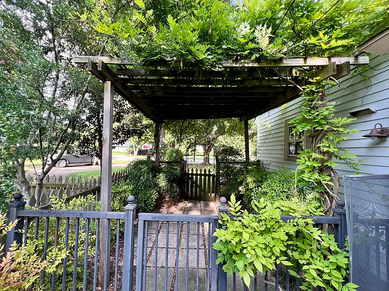 531 S Dallas Ave — Photo 22