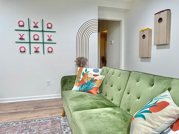5th image of 1012 S Floyd St #3