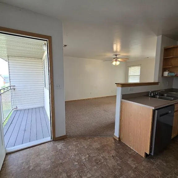 805 E Riggs St #3 — Photo 8