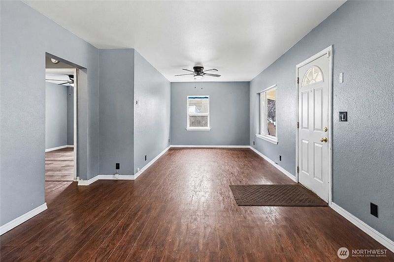 4th image of 440 20th Avenue