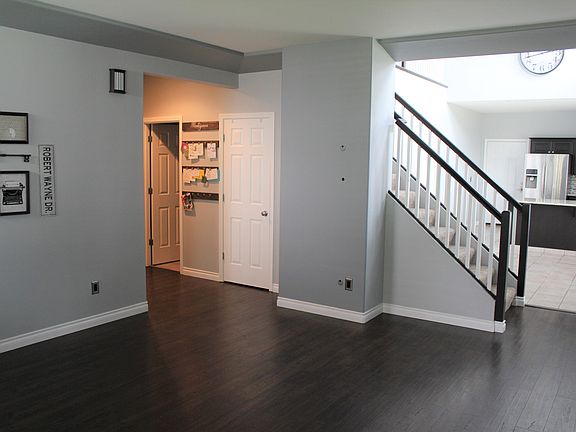 3rd image of 5519 Robert Wayne Dr