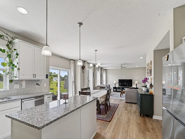 3805 Mantle Dr — Photo 16