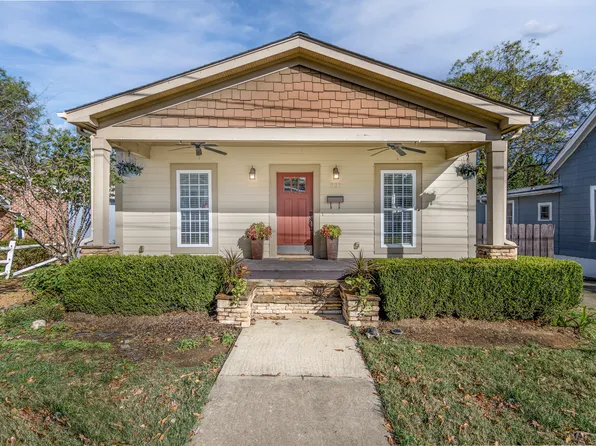 327 Mill Rd, Charlotte, NC 28216