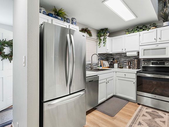 5th image of 68-3907 Paniolo Ave #606