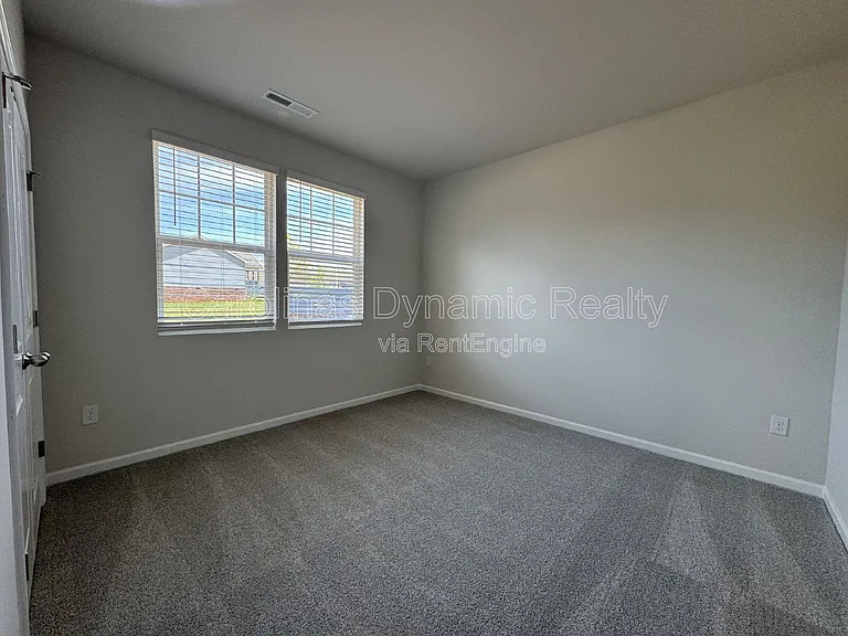 106 Titanium Dr — Photo 20