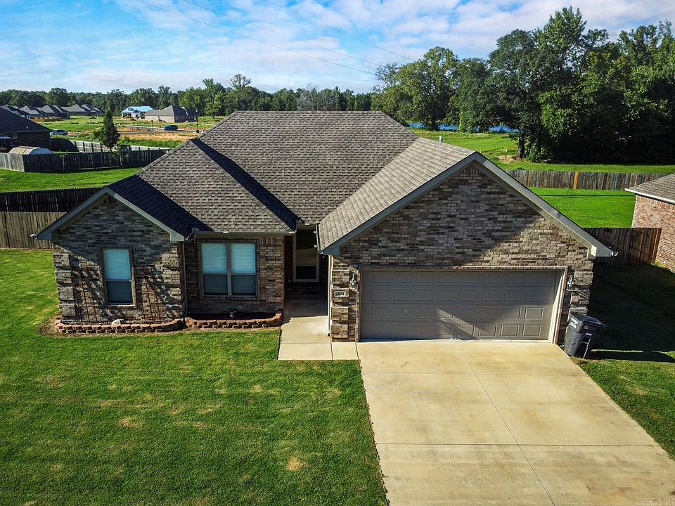 1st image of 1404 Puritan Dr