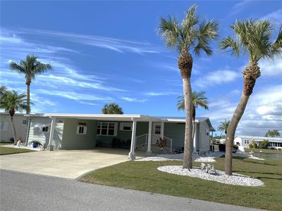 107 King Arthur Dr, Nokomis, FL, 34275