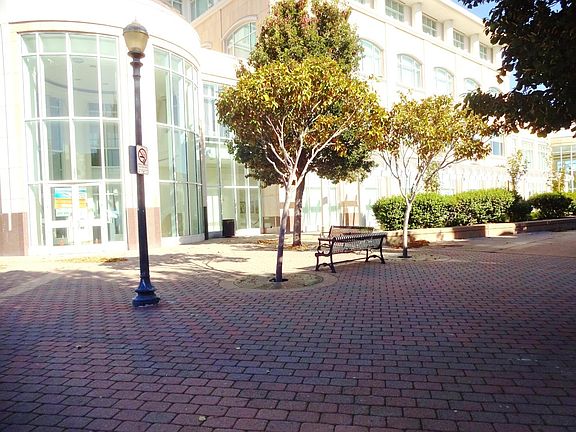 3rd image of 728 City Walk Pl APT 2