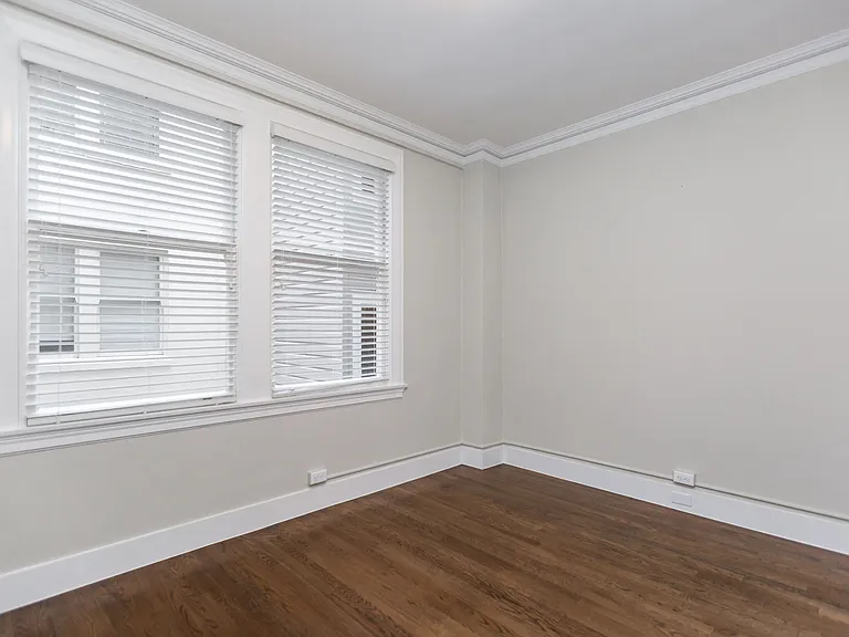 2222 Leavenworth St — Photo 18