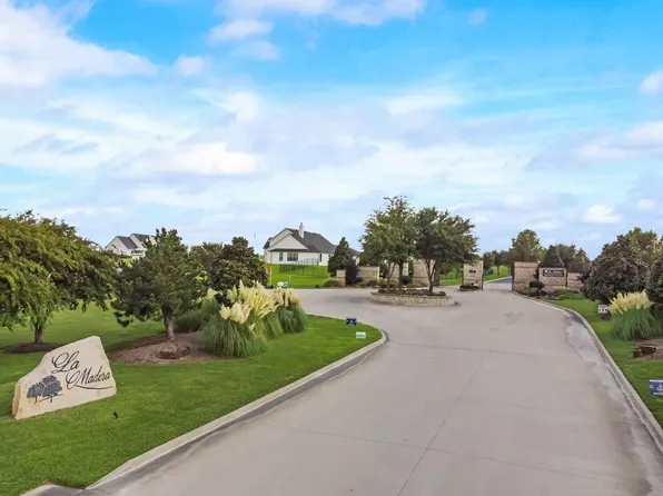 968 San Jacinto Dr, Aledo, TX 76008