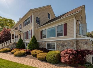 6 Carbery Ct, Pomona, NY 10970