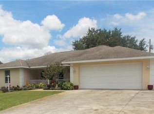 114 Loquat Rd NW, Lake Placid, FL 33852